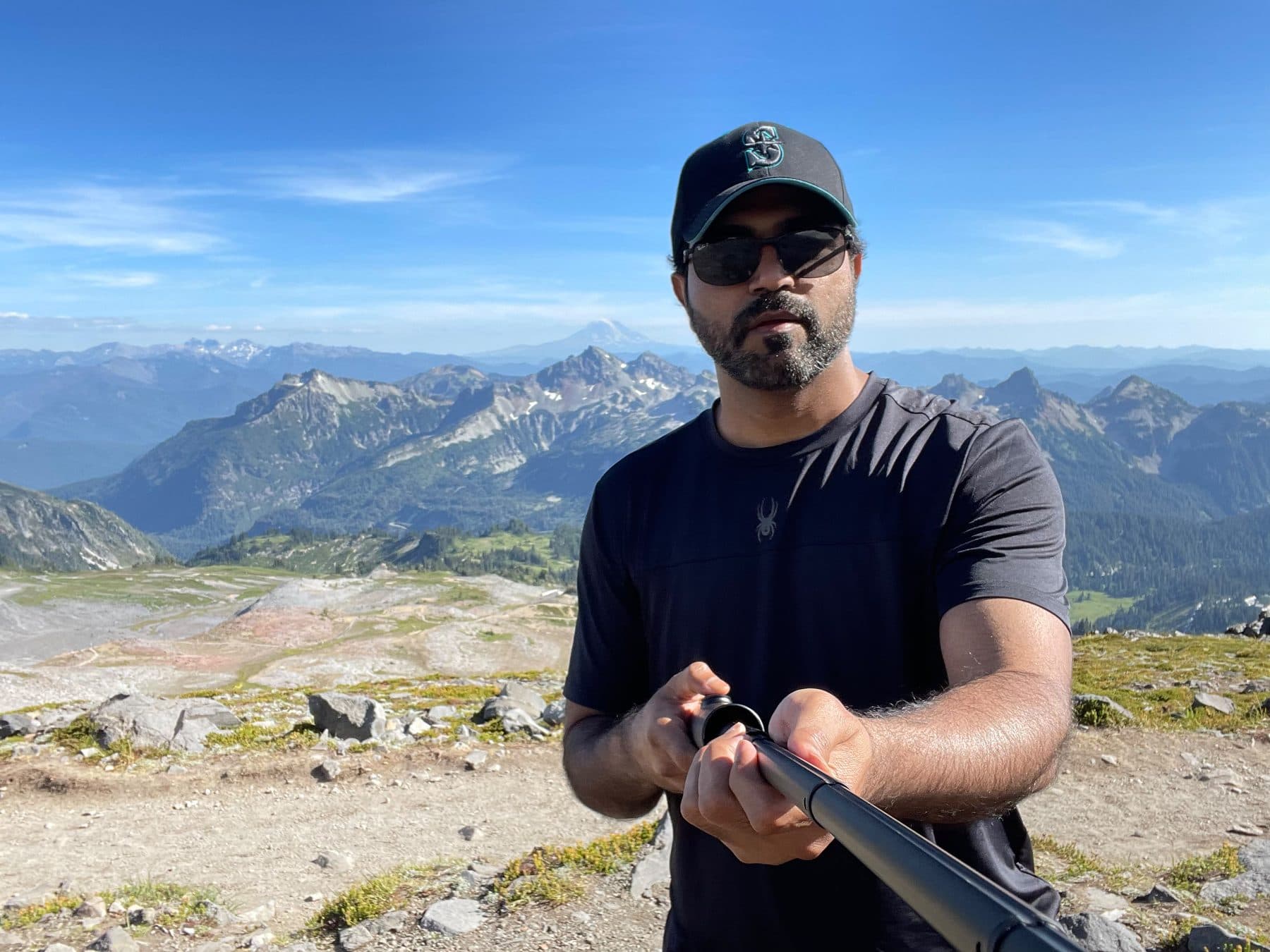 Selfie with the Cascade range stretching behind